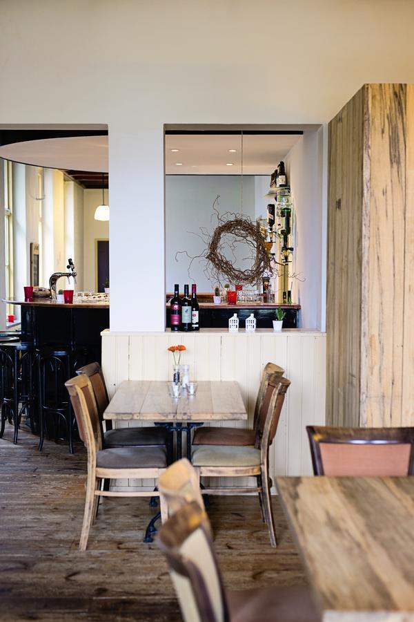 Hotel Restaurant 'De Oorsprong' Сінт Ніколасга Екстер'єр фото